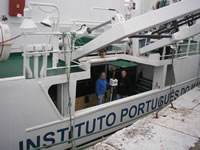 A bordo do NI Noruega do IPMA um flutuador Argo