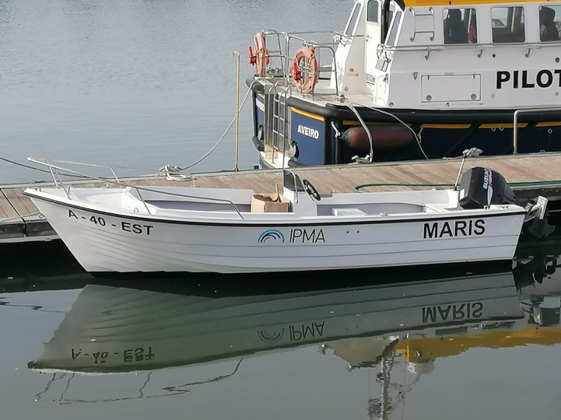 Embarcação de apoio - Maris