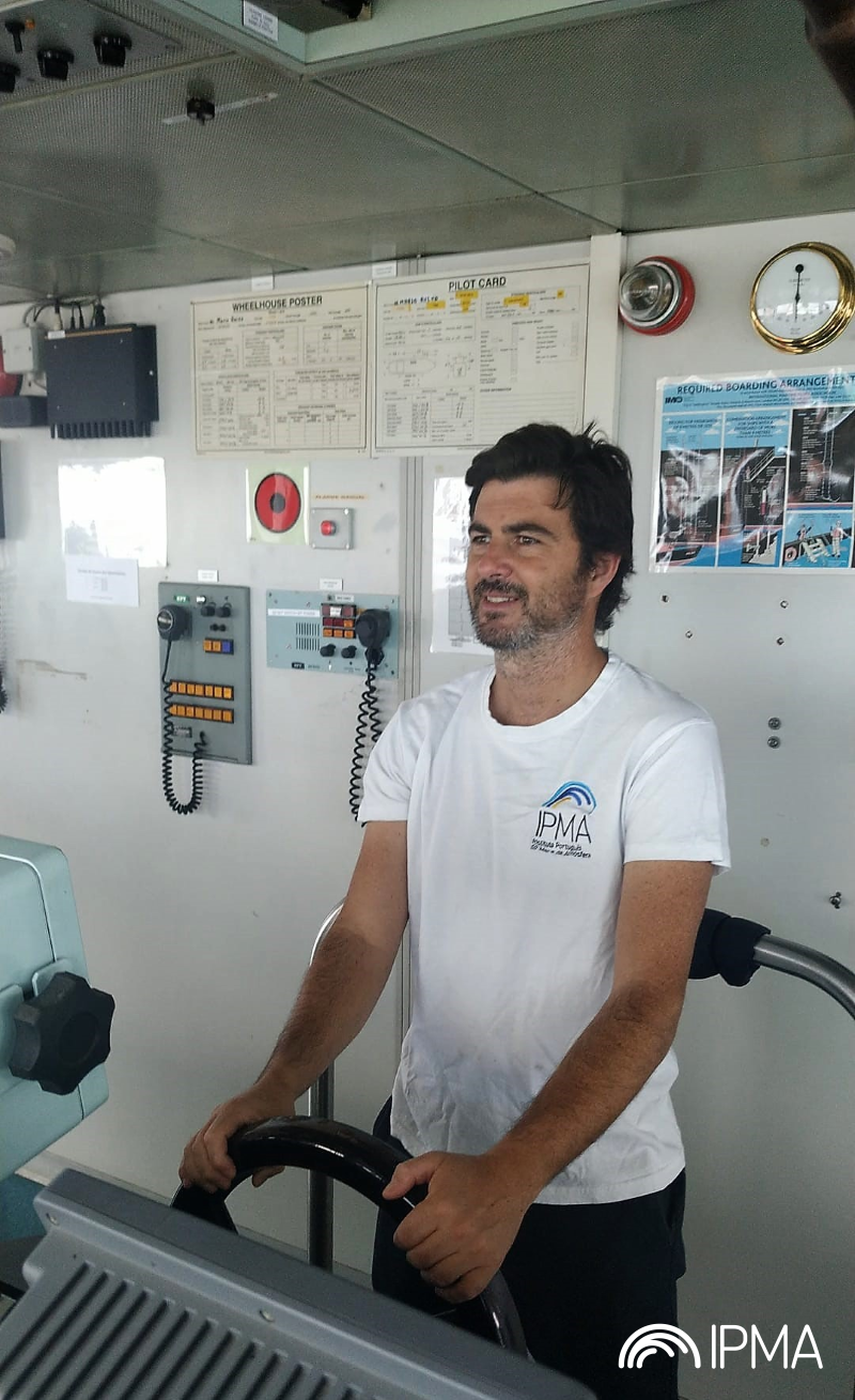 António Oliveira (Escola Náutica), praticante a bordo no NI a integrar a campanha oceanográfica UPFLOW