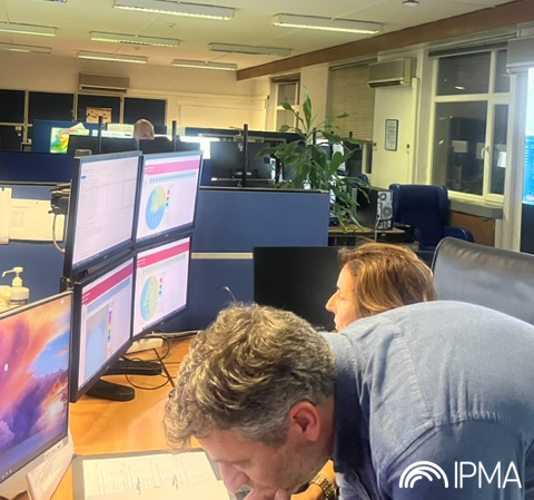 Fig. 1 - Primeiras imagens dos novos radares de Coruche e Loulé no IPMA/Centro de Análise e Previsão do Tempo (29 de novembro de 2023 às 19 UTC)